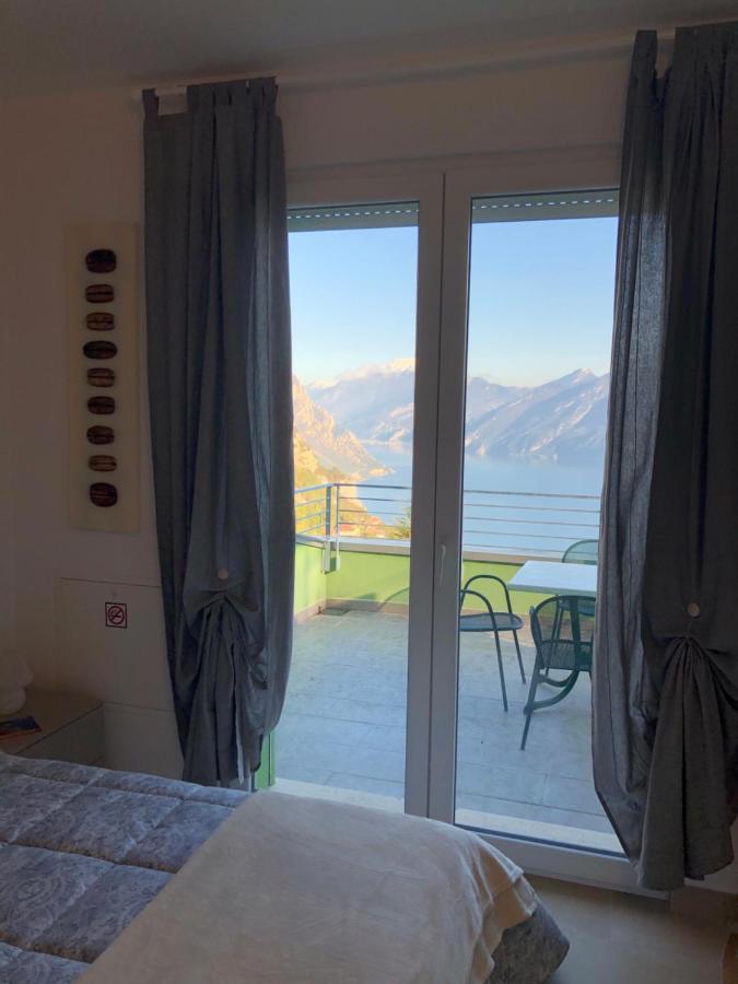 Un Balcone Sul Garda Appartement Tremosine Buitenkant foto